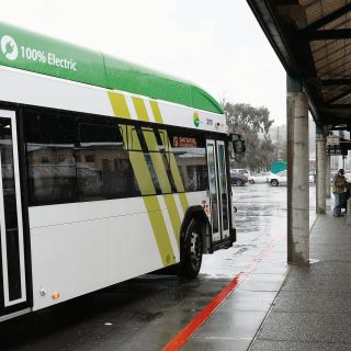 En 2035 se acabará la venta de autos nuevos a gasolina