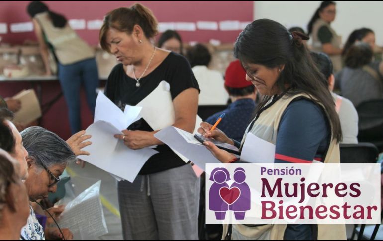 Además, próximamente se ampliará la edad de registro a los 62, 61 y 60 años, pues la meta de la Pensión Mujeres Bienestar es beneficiar a todas las mujeres de 60 a 64 años. EL INFORMADOR / ARCHIVO
