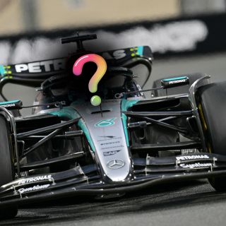 Piloto regresa a Mercedes para 2025