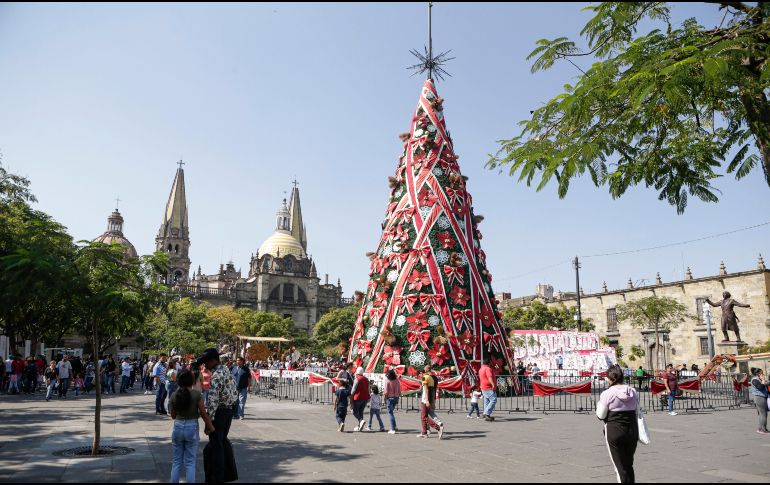 En esta época del año, la ciudad se llena de luces, eventos especiales y un ambiente cálido que invita a explorarla. EL INFORMADOR / ARCHIVO