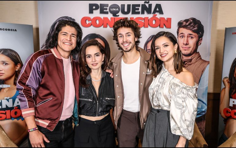 Cristo Fernández, Ana de la Reguera, Vico Escorcia y Juanpa Zurita, protagonizan la comedia mexicana Una pequeña confusión, la cual estrena este 25 de diciembre en salas de cine. EL INFORMADOR/A. Navarro.