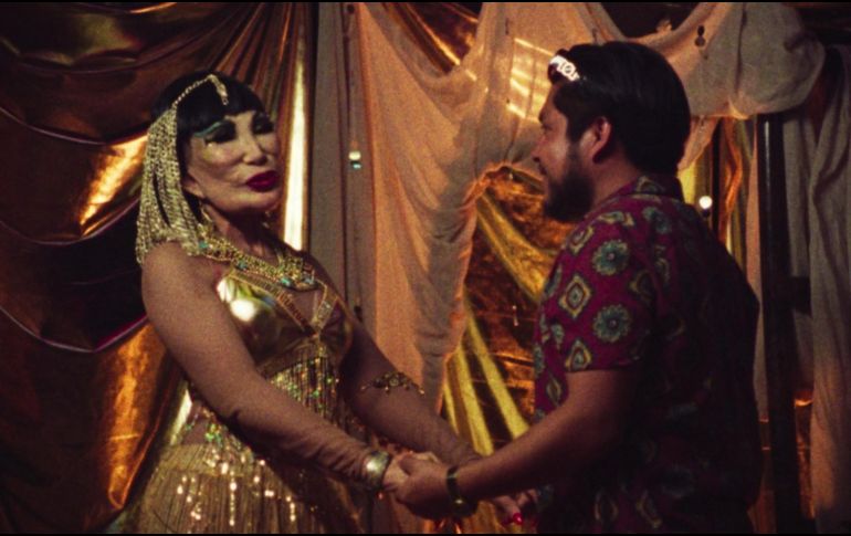 El cortometraje mexicano “Levantamuertos” del joven director José Eduardo Castillo, el cual cuenta con las actuaciones de David Illescas, Vitter Leija y Lyn May, tendrá su estreno mundial en el Festival Internacional de Cine de Rotterdam como parte de la sección Short and Middle Lenght. CORTESÍA