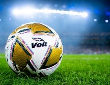 La Liga MX afronta el Clausura 2025 con una distribución de derechos de transmisión que refleja la creciente fragmentación entre diversas televisoras y plataformas de streaming, lo que ha generado inquietud entre los aficionados por la accesibilidad a los partidos. IMAGO7