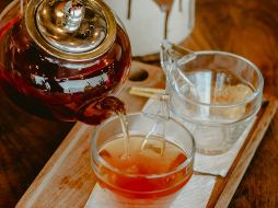 Esta bebida aporta vitamina C, lo que incrementa las defensas del organismo en temporada de frío. Unsplash