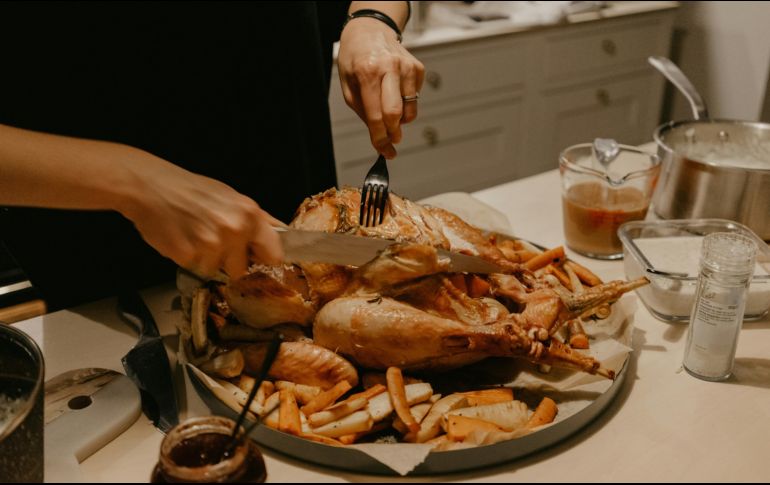 En México se consumen aproximadamente 33.5 kg de pollo por habitante al año. Unsplash