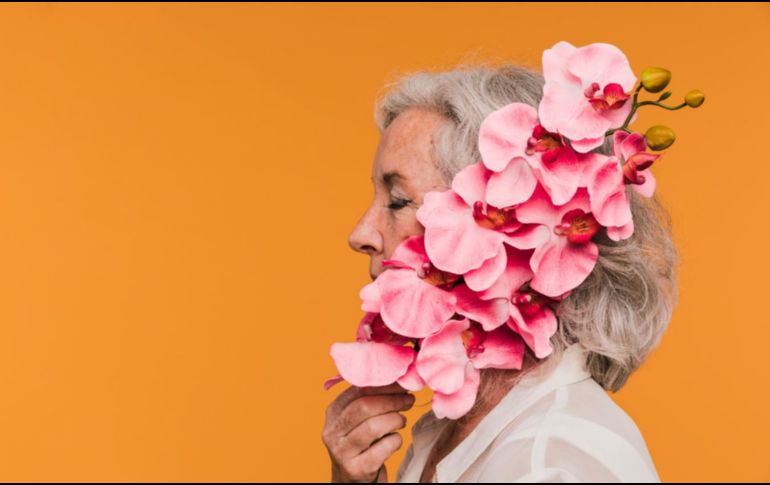 Un reciente estudio ha señalado que el consumo diario de zumo de remolacha es ideal para las mujeres en la menopausia. ESPECIAL