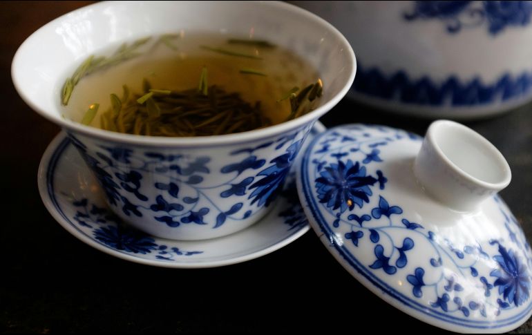 El condado chino de Meitan, cuenta con el mayor conjunto de plantaciones de té contiguas del mundo, abarcando una extensión cercana a las 43 mil hectáreas. Unsplash