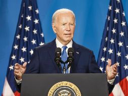 El presidente Joe Biden ordenó que la bandera de los Estados Unidos se exhiba a media asta en la Casa Blanca y en todos los edificios y terrenos públicos. AP/ Archivo