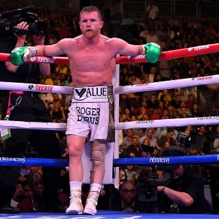 Así fue como Televisa 'le quitó' al 'Canelo' Álvarez a TV Azteca