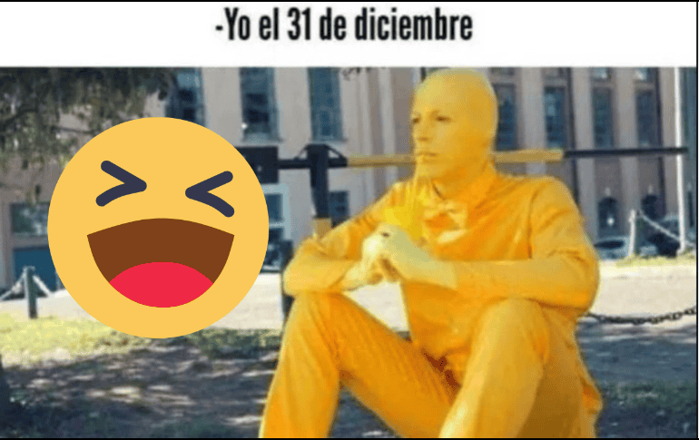 Uno de los rituales más conocidos para atraer abundancia en el Año Nuevo es portar ropa interior de color amarillo. ESPECIAL/ X @SavalSavall