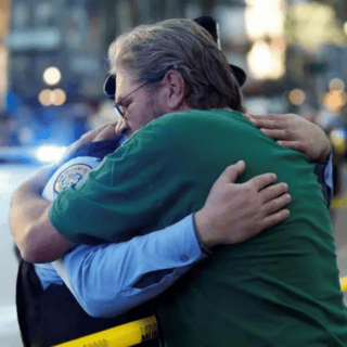 FBI dice que responsable del atropello en Nueva Orleans tenía bandera de ISIS en su vehículo