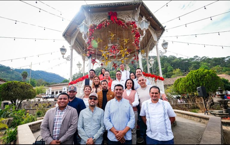 Pablo Lemus convocó a las y los Presidentes Municipales de los 12 Pueblos Mágicos de la entidad para anunciar un presupuesto estatal de 100 millones de pesos. CORTESÍA.