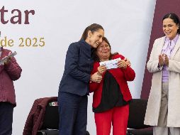 Sheinbaum destacó que su sexenio estará dedicado a visibilizar y valorar el trabajo de las mujeres mexicanas. SUN/ H. Salvador.