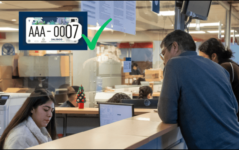 La AMDA Jalisco aseguró que todos los autos deberán tener las láminas al descubierto y quienes no cumplan serán sancionados. GOBIERNO DE JALISCO / CANVA