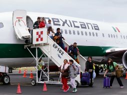 En su primer año de operaciones tras la compra del Gobierno Federal, la aerolínea transportó 382 mil pasajeros. ESPECIAL