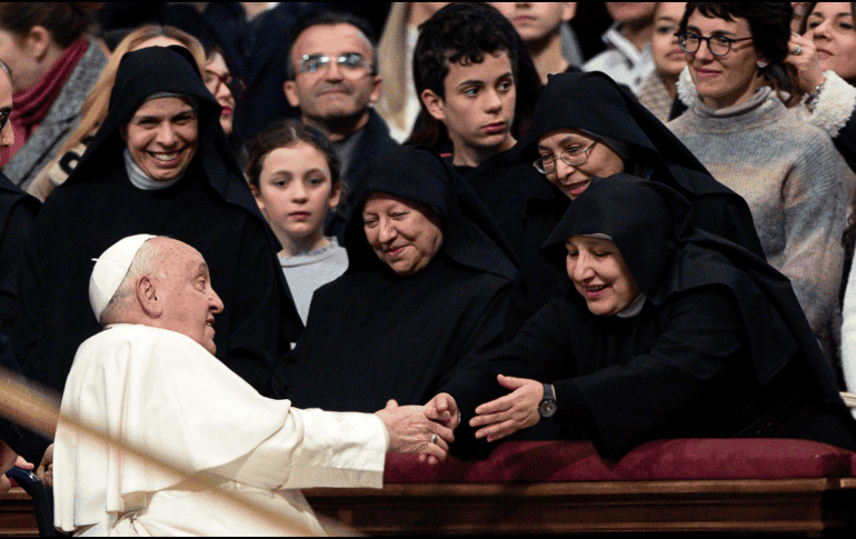 El nombramiento de Simona Brambilla supone un paso importante en el objetivo de Francisco de otorgar a las mujeres más funciones de liderazgo en el gobierno de la Iglesia. EFE / EPA / ANGELO CARCONI