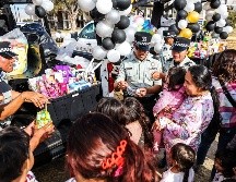Las familias presentes comentaron que este tipo de actividades generan mayor acercamiento con los uniformados y mejora su imagen entre la ciudadanía. EL INFORMADOR / A. NAVARRO