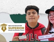 Esta beca está dirigida a estudiantes de escasos recursos, de escuelas situadas en localidades prioritarias y de escuelas prioritarias o de cobertura total. ESPECIAL / PROGRAMAS DEL BIENESTAR