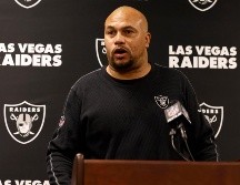 Antonio Pierce tuvo marca de 9-17 en temporada y media en Vegas. AP/B. Dill