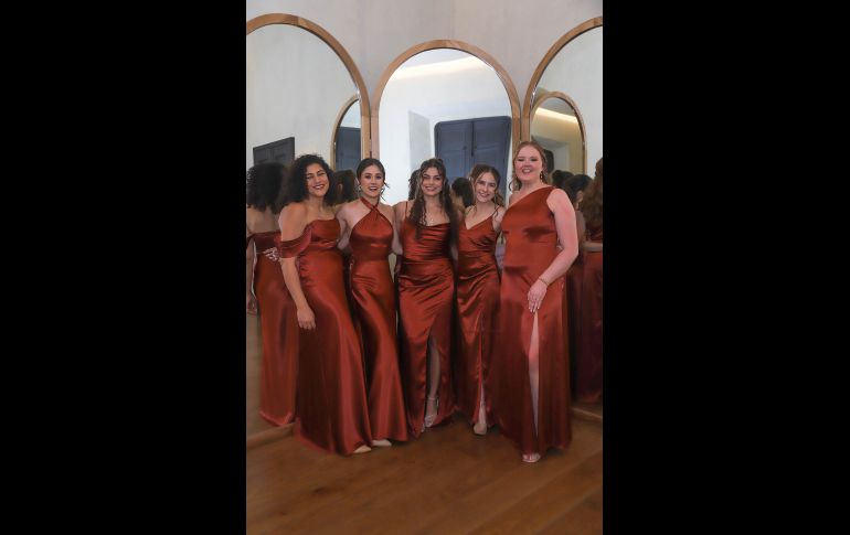 Dareen Habashy, Daniela González, Karli Eldabh, Jimena González y Maggie Kelly. GENTE BIEN JALISCO / C. Jimeno