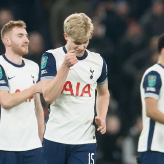 El Tottenham toma ligera ventaja en la Copa de la Liga Inglesa