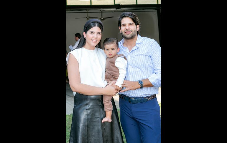 Ana Cecilia Rueda, Tiago Farías y Diego Farías. GENTE BIEN JALISCO / J. Soltero