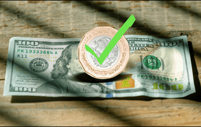 En la última semana la moneda mexicana ha registrado una ligera apreciación del 0.55% frente al dólar. Unsplash / Canva