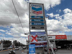 En Monterrey, Nuevo León, comenzó la instalación de estas mantas en diversas gasolineras. X/@Profeco