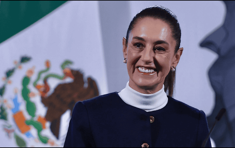 En 2025 se crearán los primeros 40 mil nuevos espacios en preparatorias de todo el país, dijo Claudia Sheinbaum en 