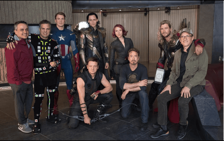 Durante su estreno en 2019, Avengers: End Game se convirtió en la primera película en recaudar 1.000 millones de dólares en un fin de semana. INSTAGRAM / @therussobrothers