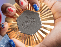 El proceso de reemplazo de las medallas de París 2024 comenzará en las próximas semanas y la Casa de la Moneda francesa está trabajando con los organizadores para entender las circunstancias y la causa de cualquier daño. AP / ARCHIVO