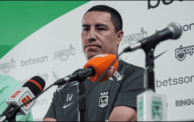 Efráin Juárez en conferencia de prensa con el Atlético Nacional. X / @nacionaloficial