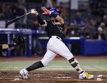 Julián Ornelas pegó jonrón en la primera entrada y produjo cuatro carreras en el juego. CORTESÍA/Charros de Jalisco