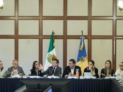 Tras la reunión entre el Gobierno de Jalisco y familias y colectivos de búsqueda, se acordó presentar la iniciativa ante el Congreso del Estado este miércoles. CORTESÍA / Gobierno del Estado