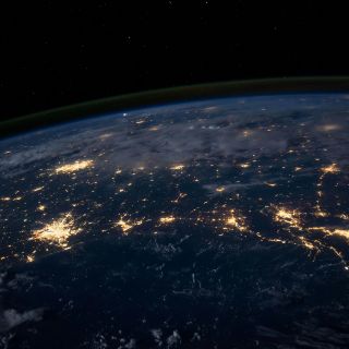 ¿Sabías que en estos planetas llueven diamantes?