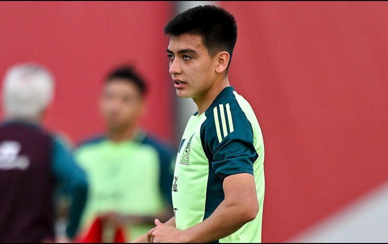 Gilberto Mora durante el entrenamiento de la Selección Mexicana en Brasil. IMAGO7