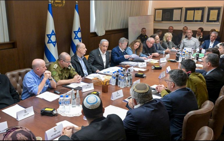 Se espera que el alto al fuego, el segundo logrado durante la guerra, comience el domingo, e incluirá la liberación de 33 israelíes cautivos en Gaza.AP