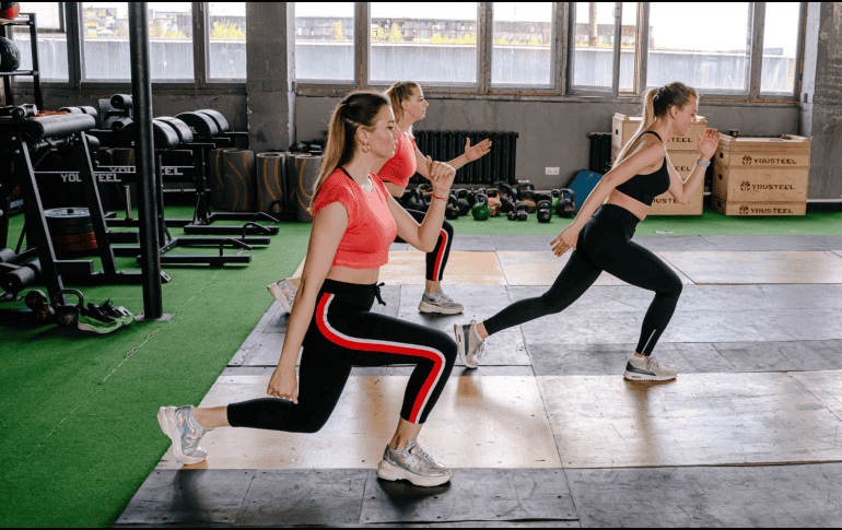 No hay un momento perfecto universal para hacer ejercicio; lo más importante es elegir un horario que se ajuste a tus necesidades, estilo de vida y preferencias. CANVA