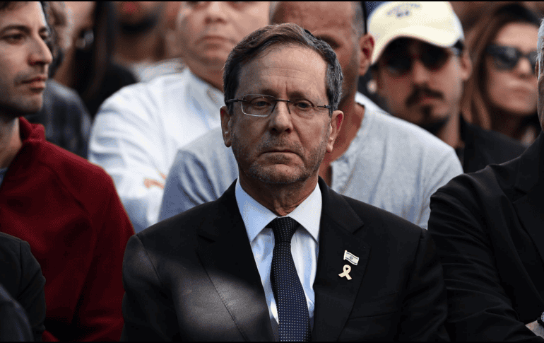 El presidente Israelí Isaac Herzog en el funeral de un sargento Israelí celebrado el día de hoy 20 de enero. EFE/EPA/ATEF SAFADI