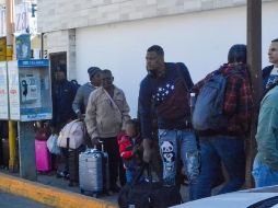 El voluntario consideró que esto podría colapsar la frontera norte del país, debido a que los migrantes quieren permanecer en Nogales. SUN / J. ESCOBAR