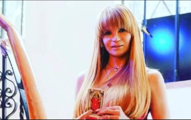 La astróloga nos comparte las cartas que acompañarán a los diferentes signos zodiacales. FACEBOOK / Mhoni Vidente