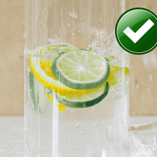 ¿Qué le pasa a tu cuerpo si consumes limón todos los días?