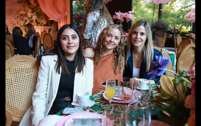 Estefanía de León, Vivían Martínez y Mónica Castañeda. GENTE BIEN JALISCO / A. Martínez