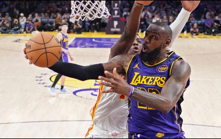 LeBron James estará por vigésimo primer año consecutivo en el Juego de las Estrellas en la NBA. ARCHIVO / AP Photo