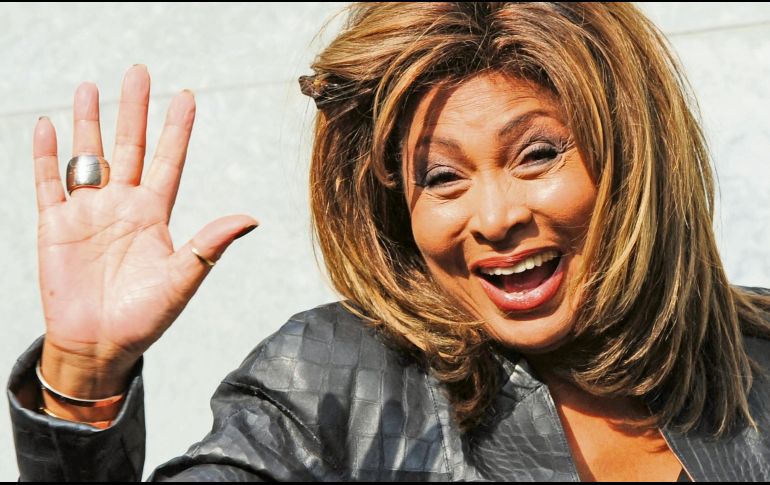 La cantante estadounidense posa durante la Semana de la Moda Femenina de Milán, en 2011. AFP