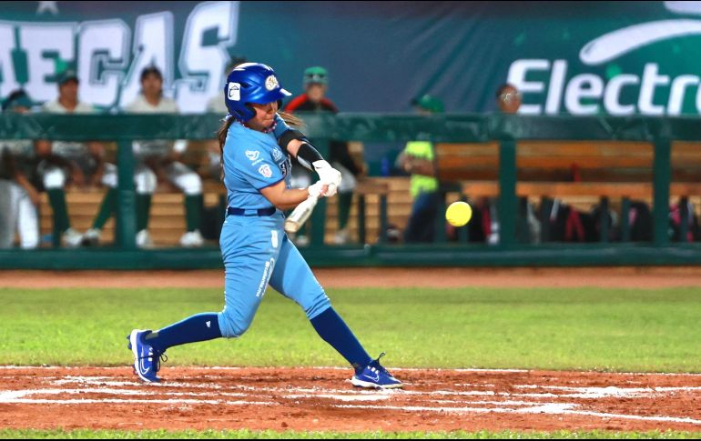 Las albiazules no pudieron concretar en los momentos clave, viendo cortado su invicto en un emocionante duelo que se decidió en la octava entrada. CORTESÍA/ Charros de Jalisco.