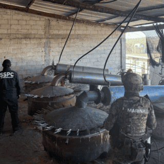 Semar y FGR aseguran laboratorios de metanfetamina en Tlaxcala