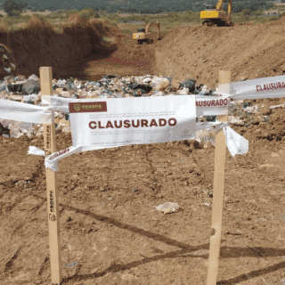PROEPA clausura vertedero de basura irregular en Tepatitlán