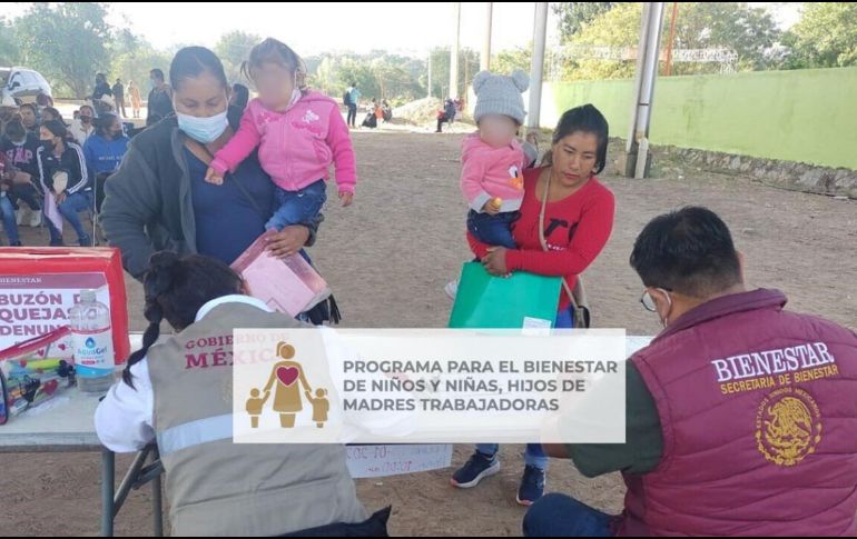 De acuerdo con datos del Inegi, el 11% de los hogares en México están integrados por una sola figura de autoridad (padre, madre o tutor), en la mayoría de las veces por mujeres. ESPECIAL / PROGRAMAS DE BIENESTAR