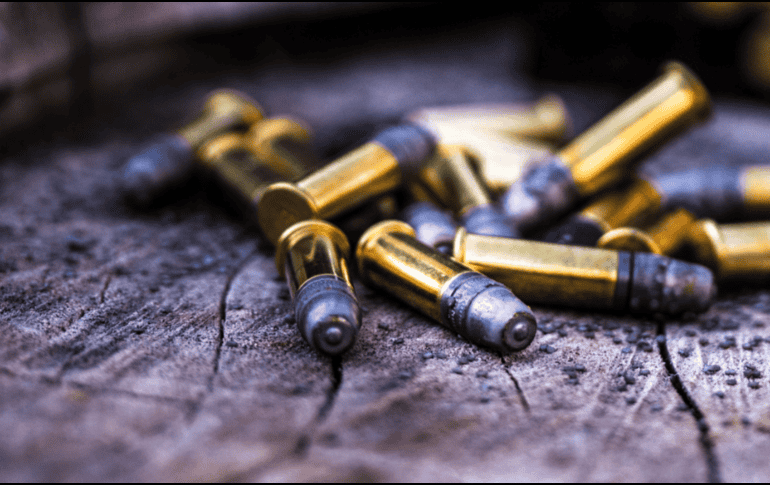 En Mazatlán, Sinaloa, un conductor fue atacado a balazos y resultó herido. Por las características del vehículo, que cuenta con estrobos, se presume que es un elemento de la policía estatal. ESPECIAL/PEXELS